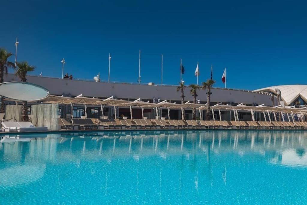 Designer 2Br Home With Stunning Views In St Pauls By 360 Estates San Pawl il-Baħar Eksteriør bilde